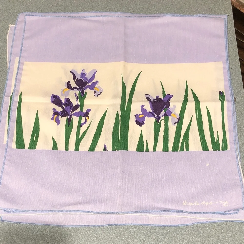 Floral Print Cloth Napkins with Purple Irises - Picture 3 of 16